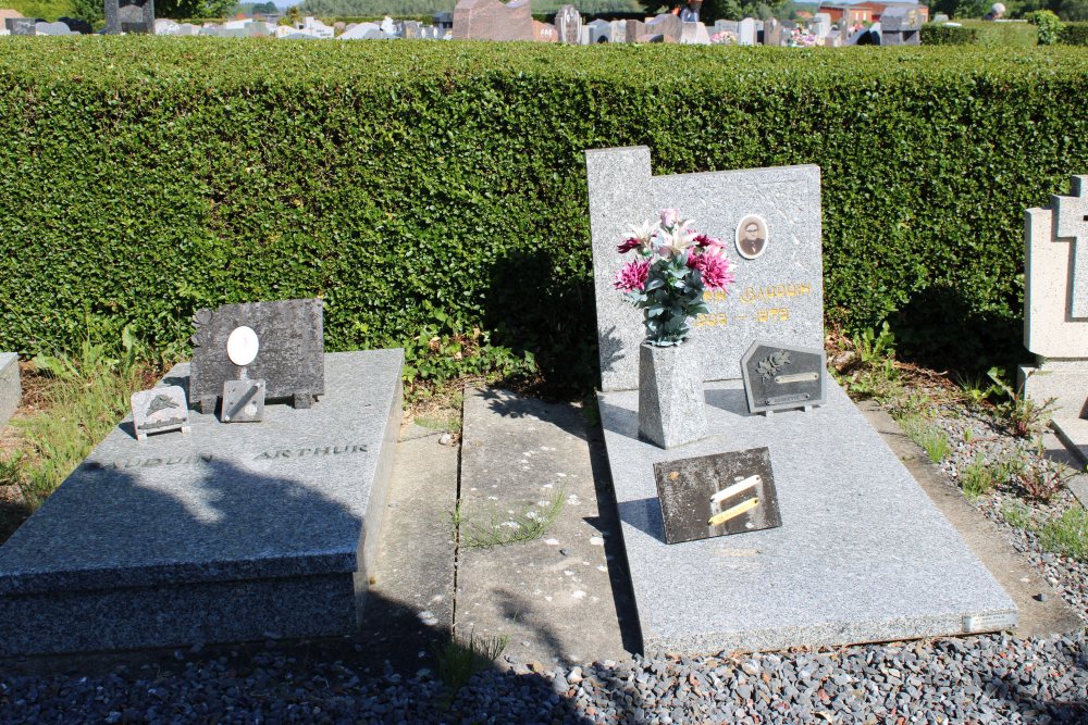 Belgian Graves Veterans Hensies #2