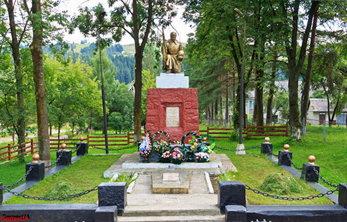 Mass Grave Soviet Soldiers Verkhovyna #1