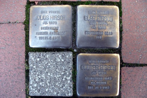 Stolpersteine Obere Wilhelmstrae 28