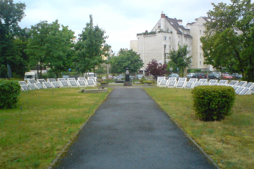 Graven Slachtoffers Werkkamp Szmalcwka #2