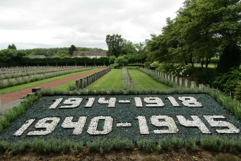 Belgian Graves Veterans Etterbeek #1
