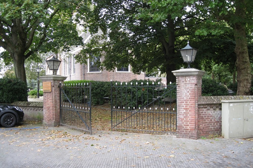 Nederlandse Oorlogsgraven Nederlans Hervormde Begraafplaats Sassenheim #1