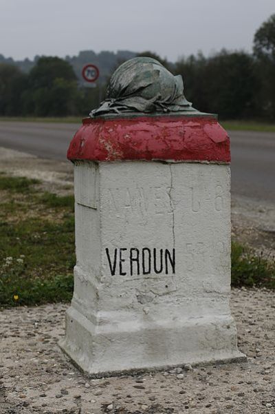 Kilometerpole Voie Sacrée #2