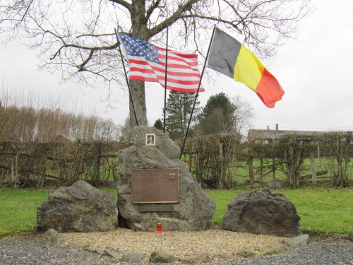 Memorials Second World War Rochelinval #2