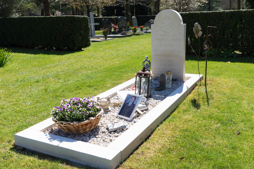 Dutch War Grave Norelbos Cemetery #2