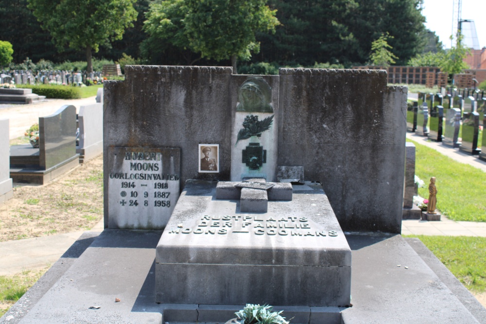 Belgian Graves Veterans Paal #5