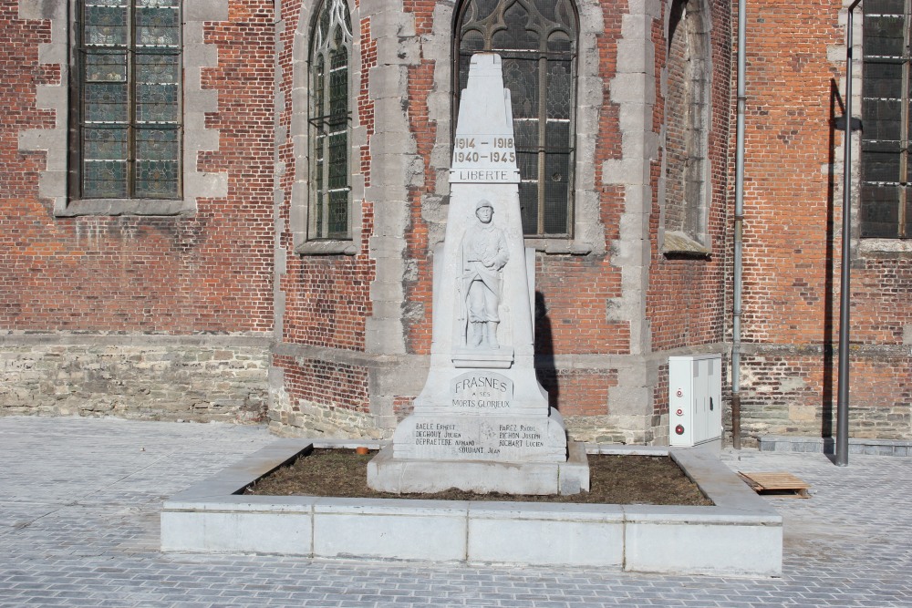 Oorlogsmonument Frasnes-lez-Buissenal #1