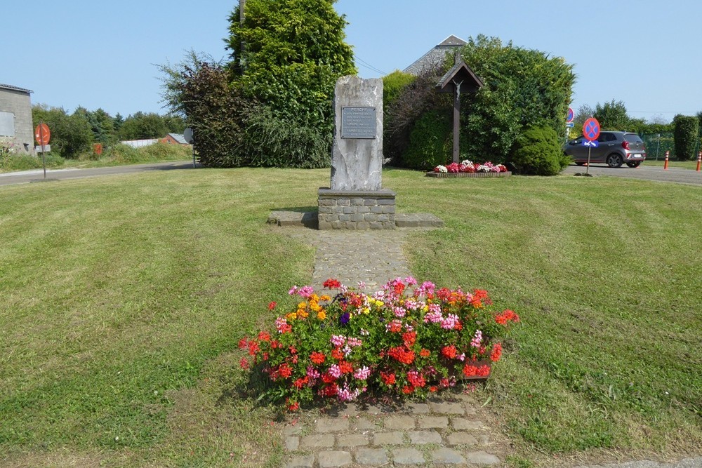 War Memorial Pesche #1