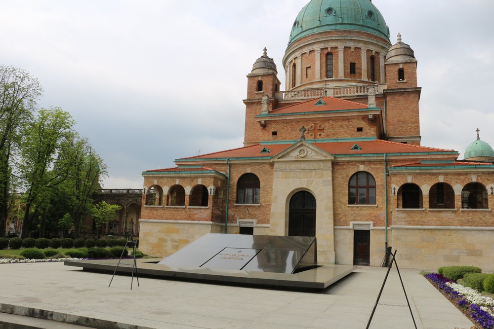 Grave Franjo Tuđman