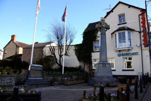 War Memorial Llangollen and Llantysillio