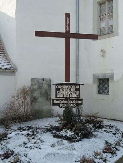 War Memorial Weinhübel #1