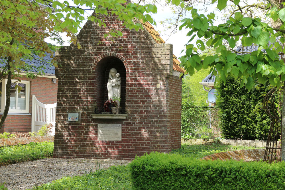 Kapel ter Nagedachtenis Fons van der Heijden Netersel