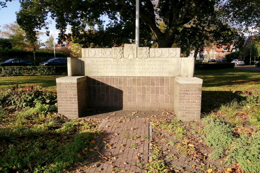 Oorlogsmonument Middelharnis #2