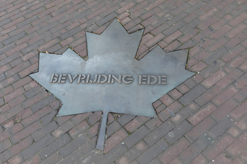 Monumenten Bevrijdingsplein Ede #3