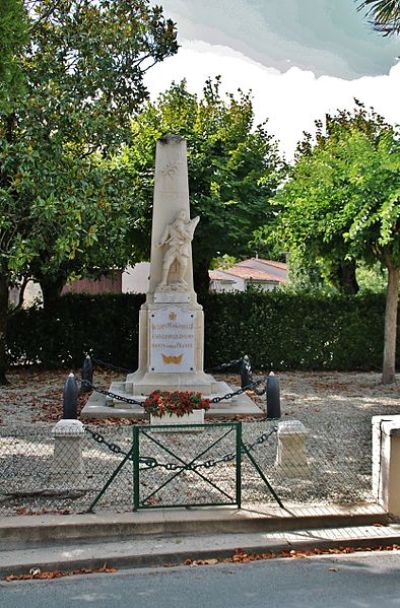War Memorial Genouillé #1