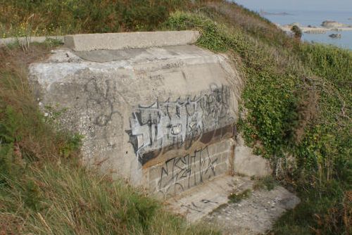 German Bunker 4 Saint-Jacut-de-la-Mer