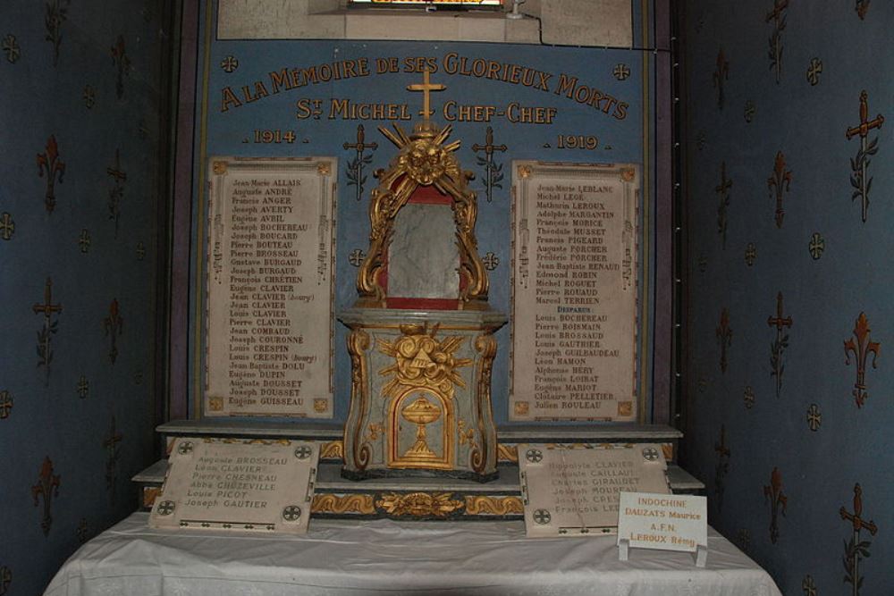 War Memorial Eglise Saint-Michel-Chef-Chef