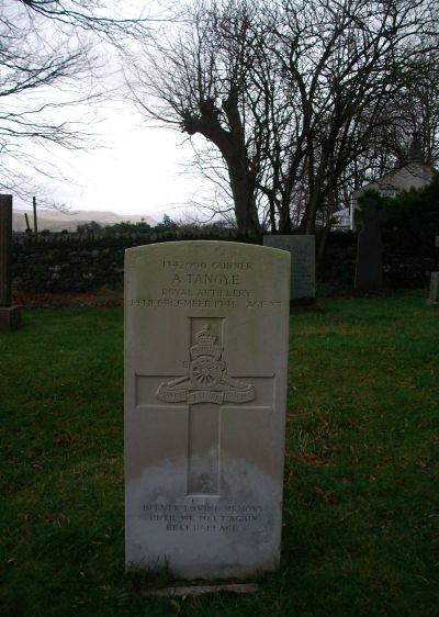 Commonwealth War Graves St. Mary Churchyard #1