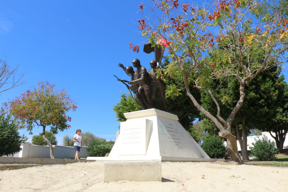 Monument Sergeant Yahya #4