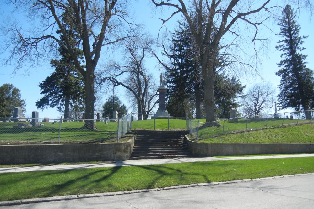 Commonwealth War Graves Clear Lake Cemetery #1