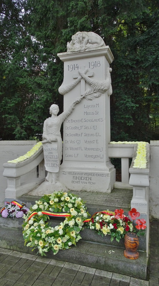 Oorlogsmonument Deuzeld #2