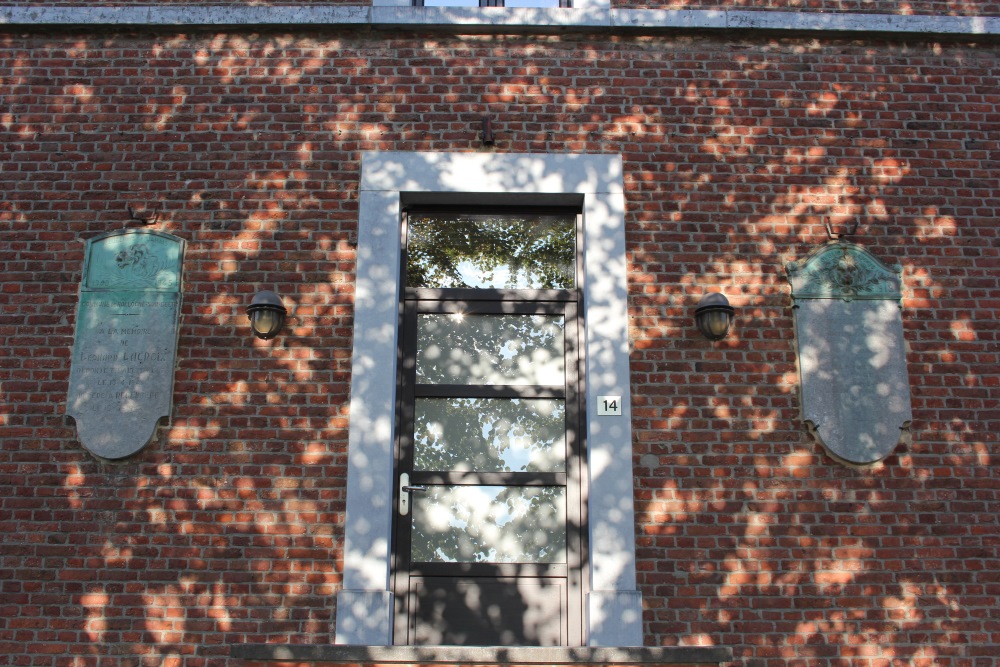 Commemorative Plates War Victims Hollogne-Sur-Geer