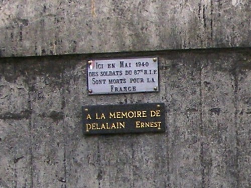 Gedenktekens Verdedigers Fort de Leveau #3