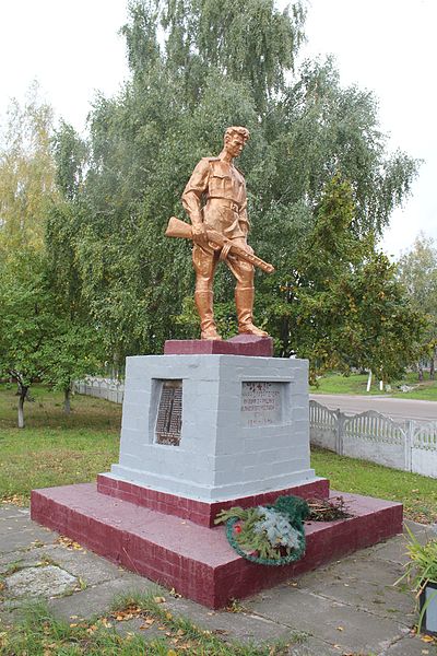 Mass Grave Soviet Soldiers Hlanyshiv #1