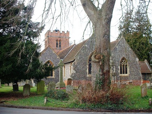 Oorlogsgraven van het Gemenebest St Nicholas Churchyard