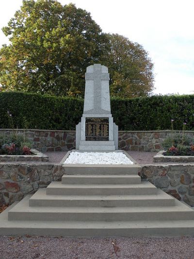 War Memorial L'Aiguillon-sur-Vie