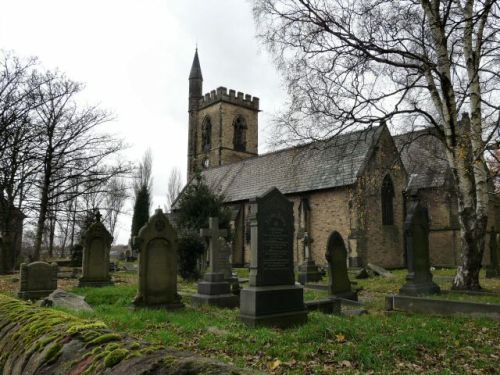 Commonwealth War Graves St. John the Baptist Churchyard #1