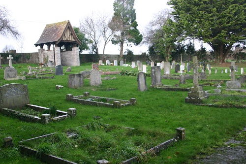 Commonwealth War Graves Curry Rivel Cemetery