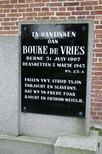 Oorlogsmonument Bouke de Vries #2