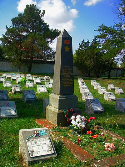 Sovjet Oorlogsbegraafplaats Simferopol #2