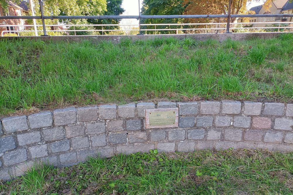 Memorial Reverend de Jong