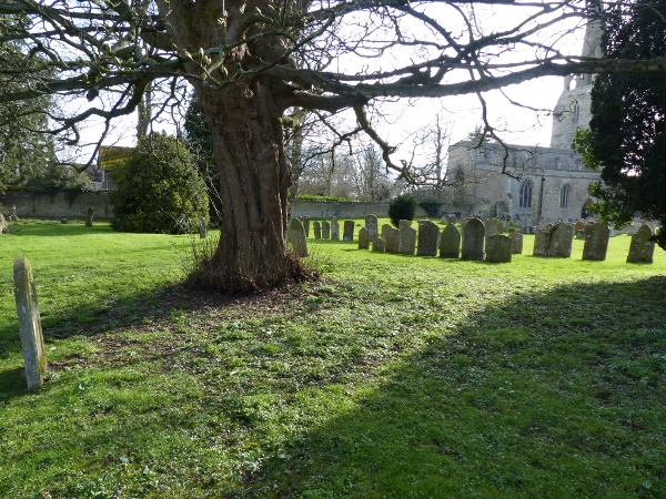 Oorlogsgraven van het Gemenebest St. Peter and All Saints Churchyard #1