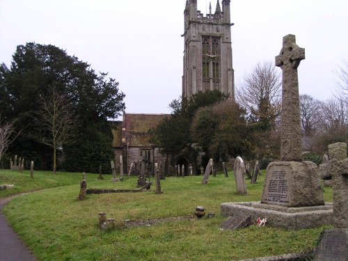 Oorlogsgraven van het Gemenebest St. Peter and St. Paul Churchyard #1