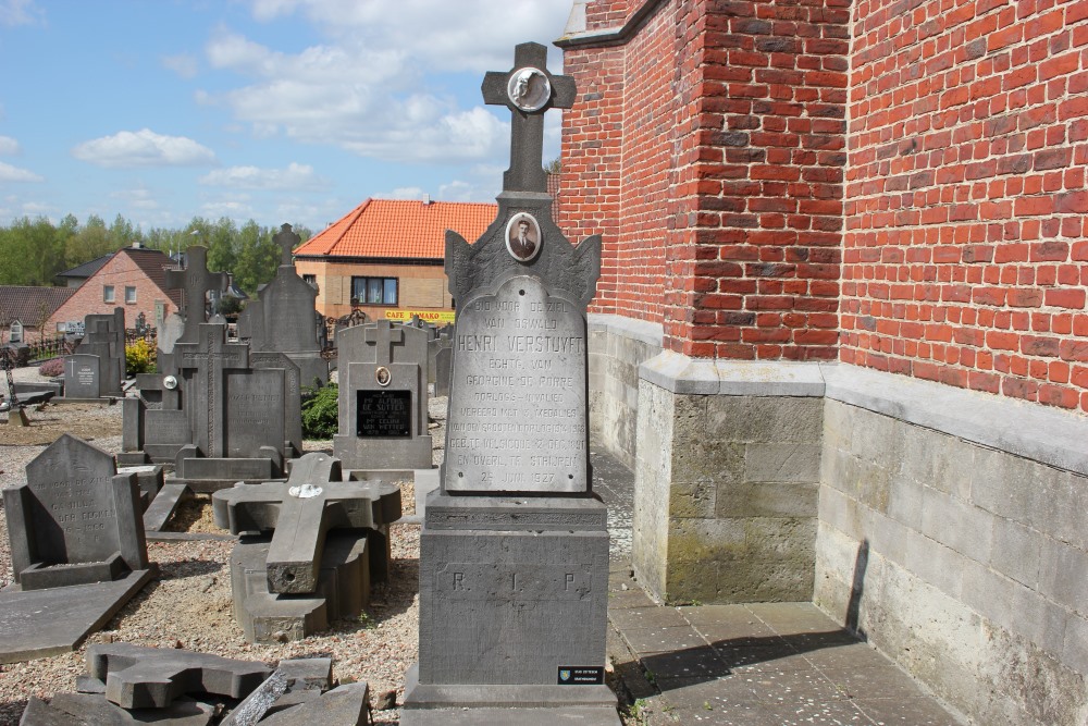 Belgische Graven Oudstrijders Strijpen Kerkhof #3