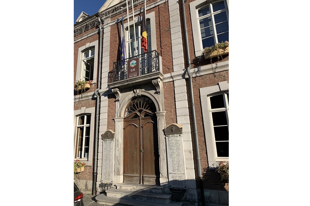 Gedenktekens Gemeentehuis Olne