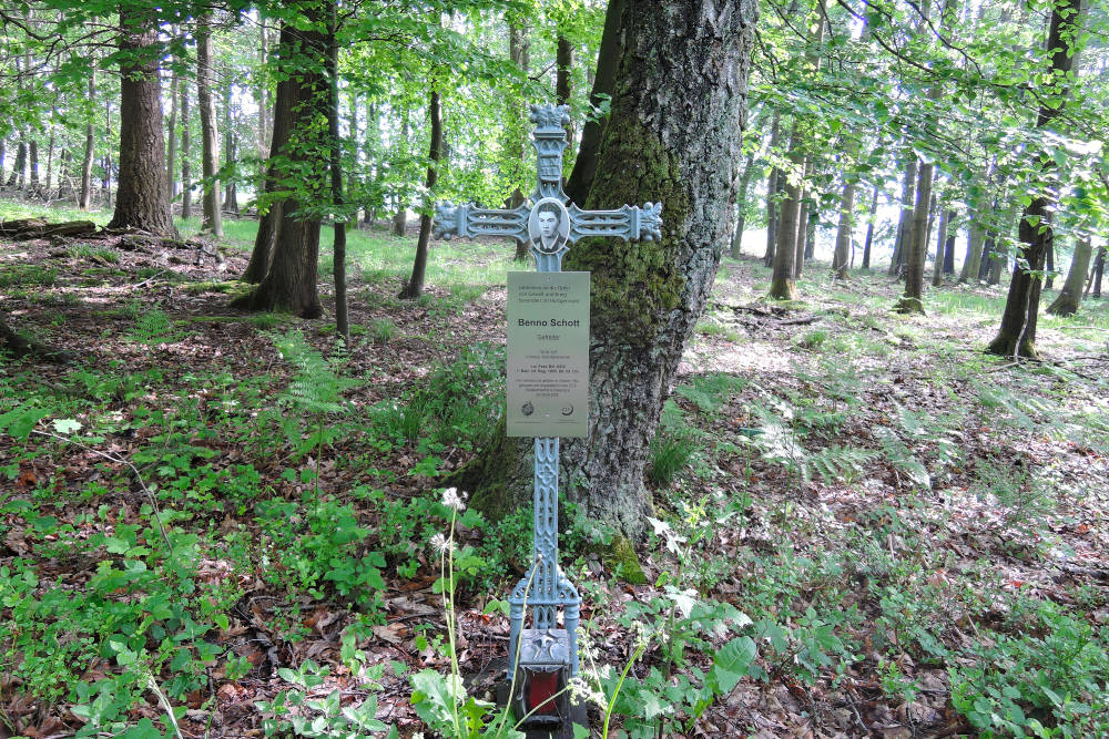 Memorial Cross Benno Schott #4