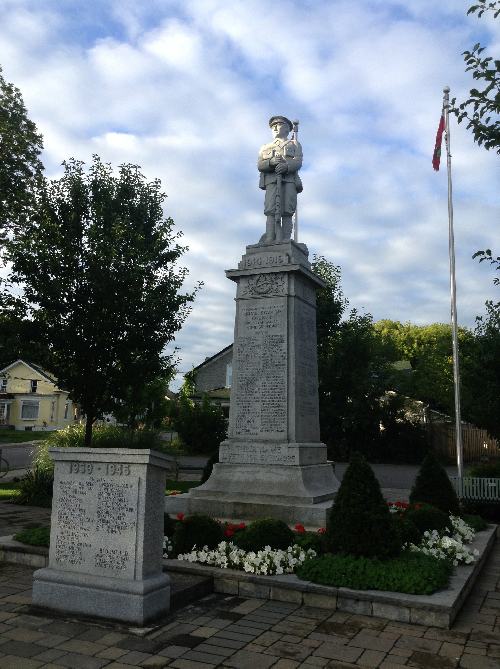 Oorlogsmonument Picton #1