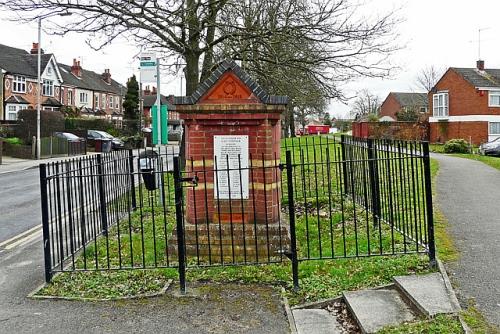 War Memorial Colliers Brickworks