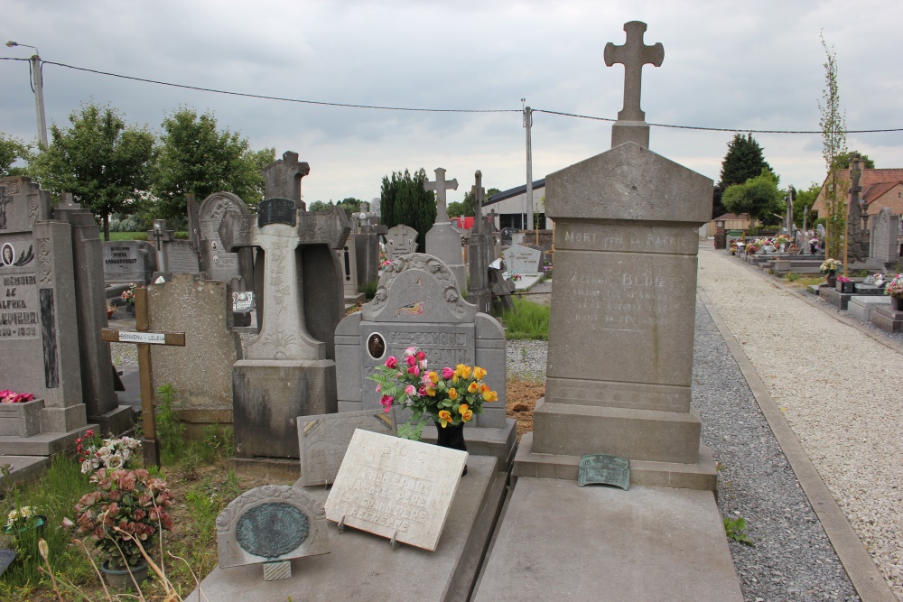 Belgische Oorlogsgraven Péronnes-lez-Antoing