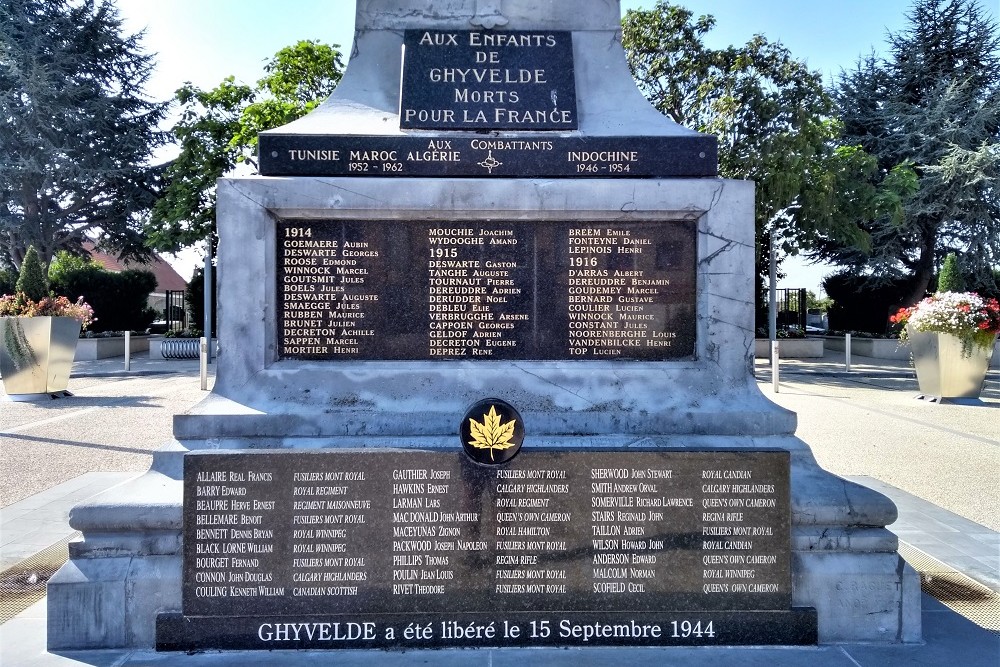 War Memorial Ghyvelde #3
