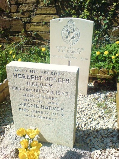 Commonwealth War Graves Old Road Cemetery #3