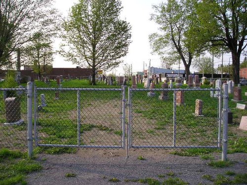 Oorlogsgraf van het Gemenebest Valleyfield Protestant Cemetery #1