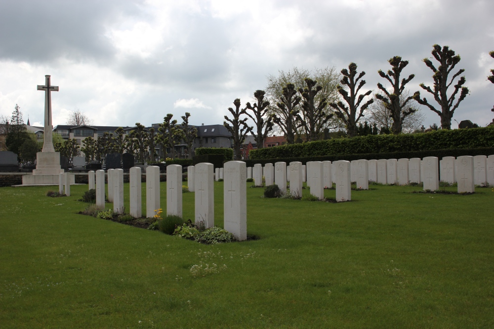 Oorlogsgraven van het Gemenebest Ypres Town Cemetery (Extension) #2
