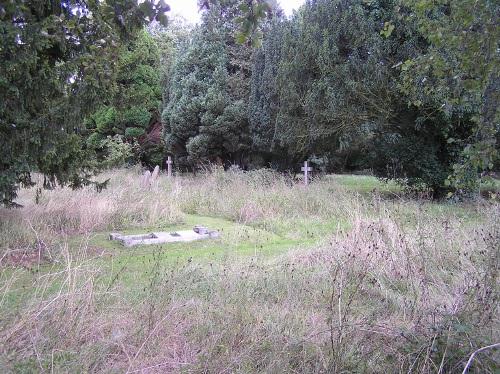 Commonwealth War Graves St Thomas the Apostle Church Cemetery #1