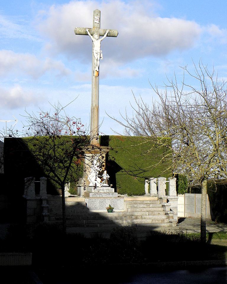 Oorlogsmonument Torcé #1