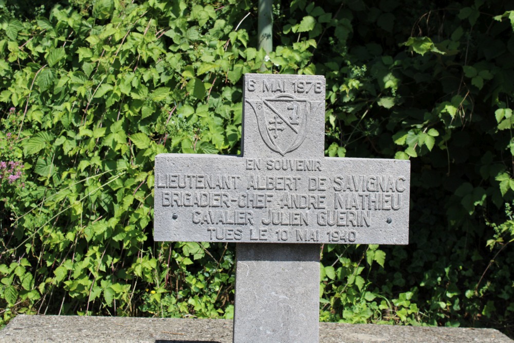 War Memorial French Chasseurs Etalle #3